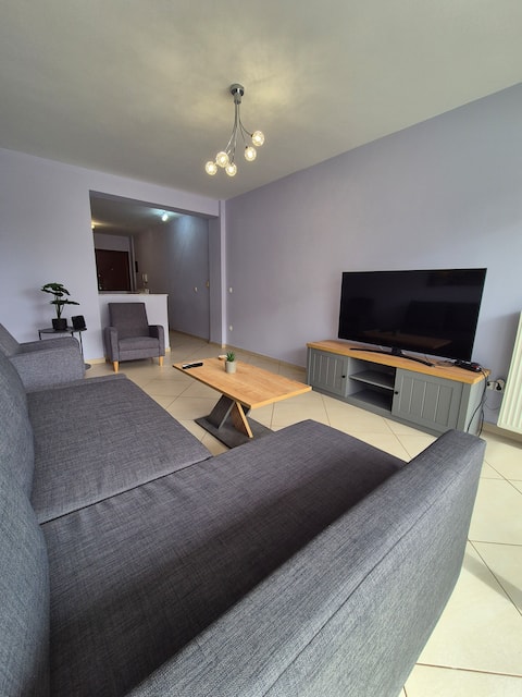 Deluxe Two Bedroom Maisonette FM14