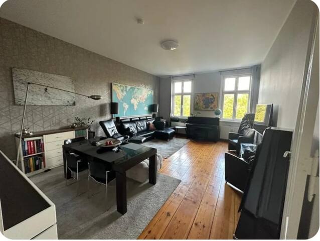 Luxury apartment in the center gallery image 4