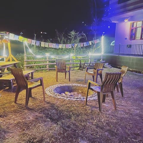 Captain's House | Dhauladhar View