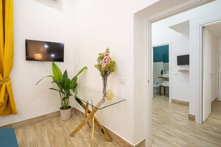 RandomHolidaysApartment Luxury gallery image 3