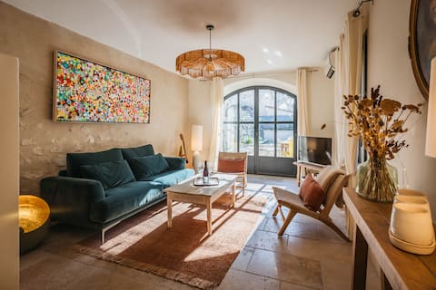 Lovely house in the heart of village with a pool