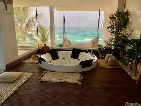 Waterfront hot tub apartment
