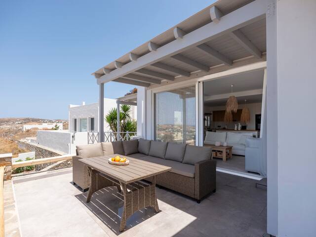 Parosdise Luxury Suite gallery image 4