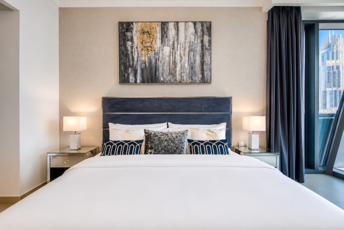 2 Bedroom Furnished Apartment | Burj Vista · III 3
