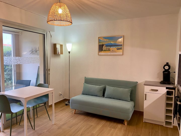 Appart Quartier Port, Piscine, Parking Privé - Canet-en-Roussillon