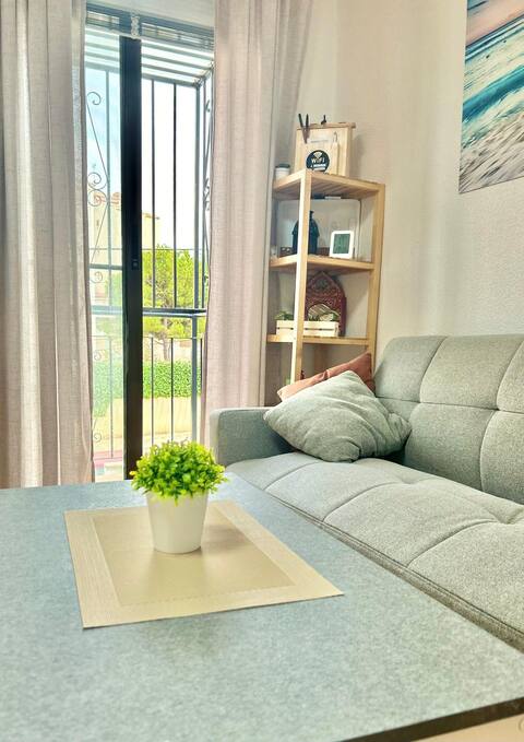 Anuncio de Airbnb popular: Enjoy the experience and details en La Vila Joiosa / Villajoyosa
