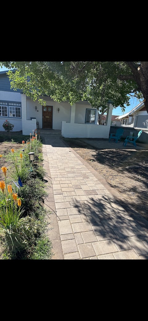 Spacious house near downtown