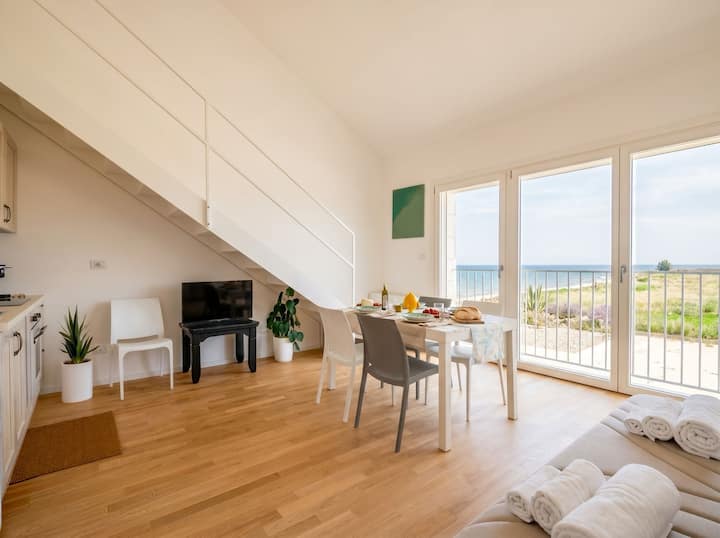 Angelina House - Sea Front Loft - Bari