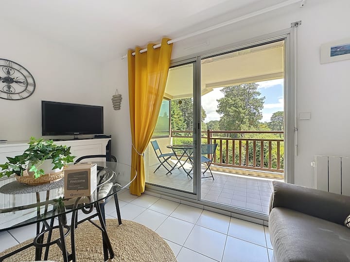 Les Terrasses Du Golf By Interhome - Pornic
