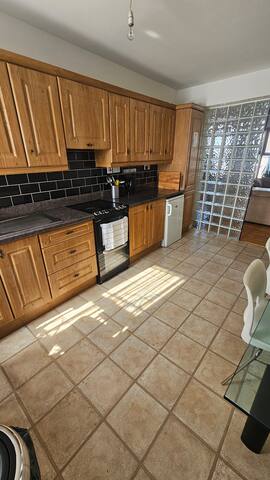 Spacious 3-Bedroom Apartment in Vibrant Dublin 8 gallery image 5