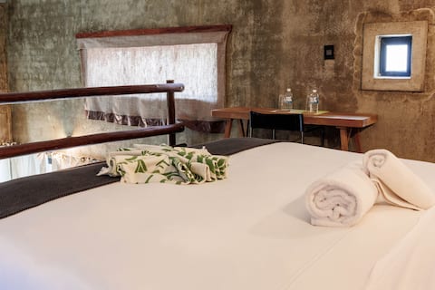 Chobe House Chalet (5 Individual Listings)