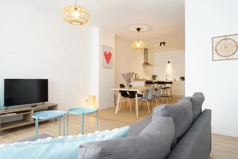 Popular Airbnb listing: Lovely 2 bedroom apartment @ wonderful location in Antwerpen