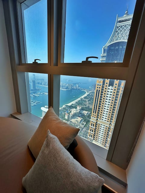 Skyview Haven 2BR & Ocean Breeze