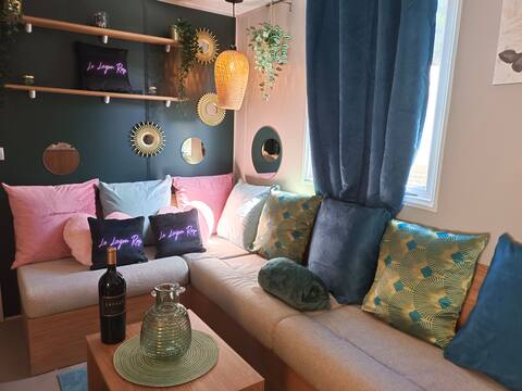 Top performing Airbnb: Nice Lagon Rose bungalow 5 minutes from the beach in Canet En Roussillon