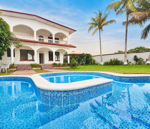 5 minutes from Irtra | Private pool | CasaTerra