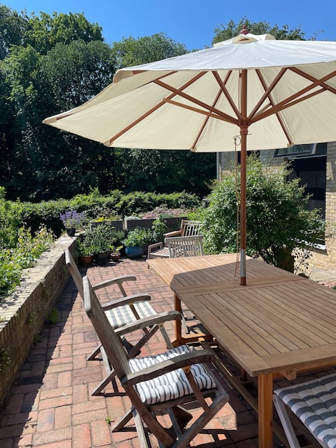 Large villa close to beach and city