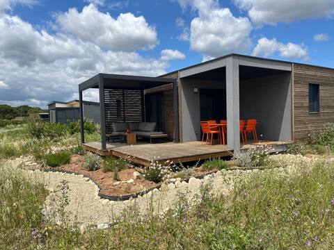 Bungalow with shared pool