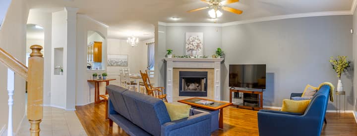 Spacious Home, Big Yard, Fast Wifi, Near Shops! - Harker Heights, TX