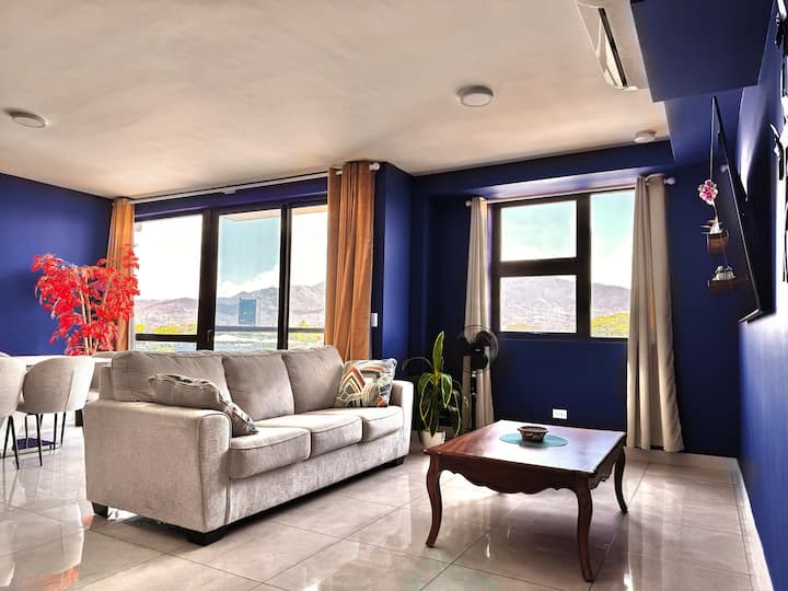 Luxury Ph • Modern Comfort, City View In La Sabana - San José