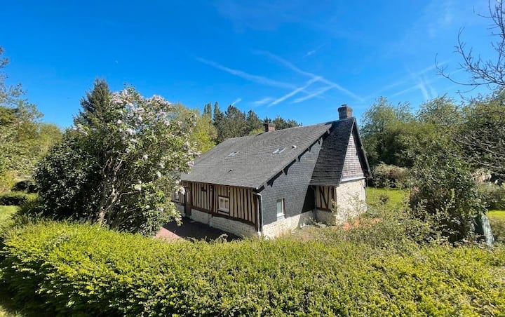 Maison De Campagne Au Calme Avec Grand Jardin - Lisieux