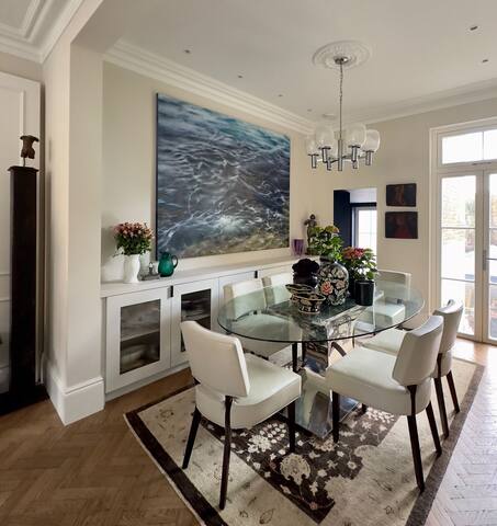 Luxury House Next To Chelsea & Battersea Park gallery image 5