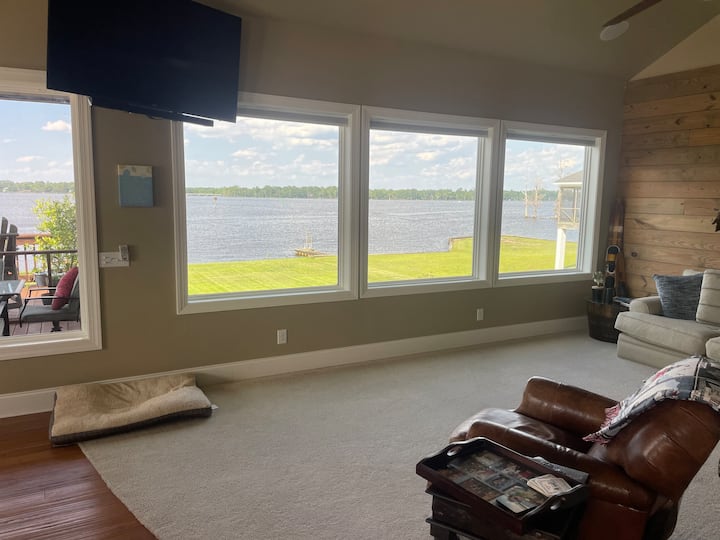 Waterfront Home - Washington, NC