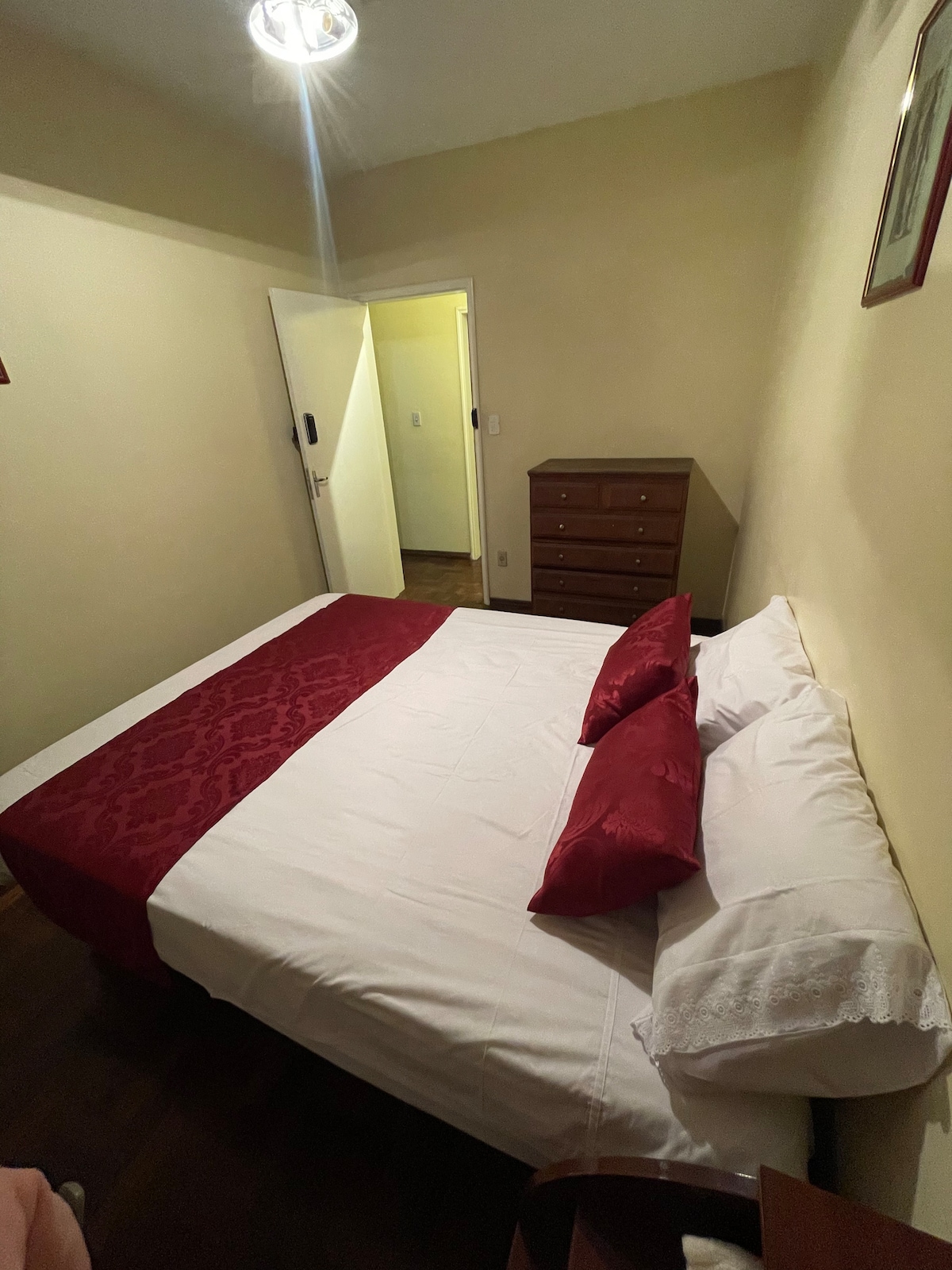 Domingos Martins Mansion Bedroom 1 - Houses for Rent in Domingos