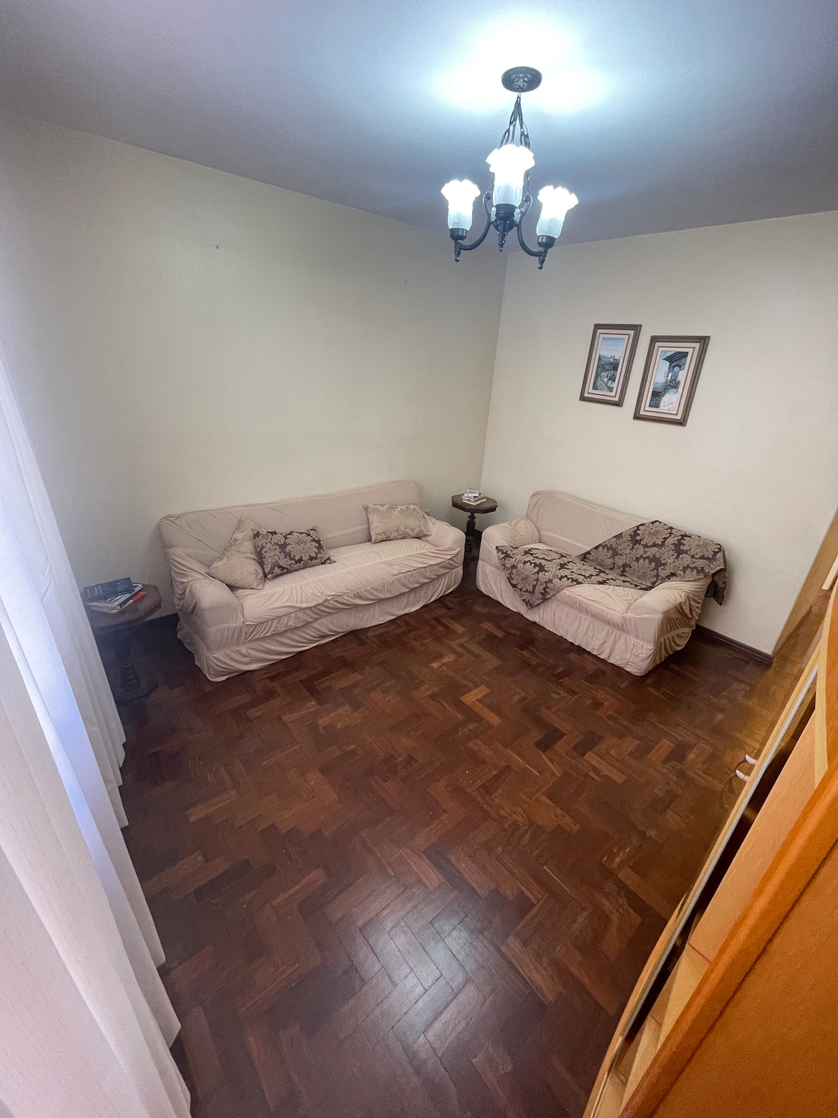 Domingos Martins Mansion Bedroom 1 - Houses for Rent in Domingos