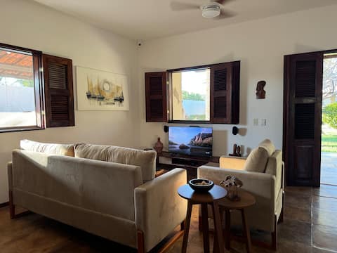 Top performing Airbnb: 3-suite house, 150 meters from the beach in Marina in Beberibe