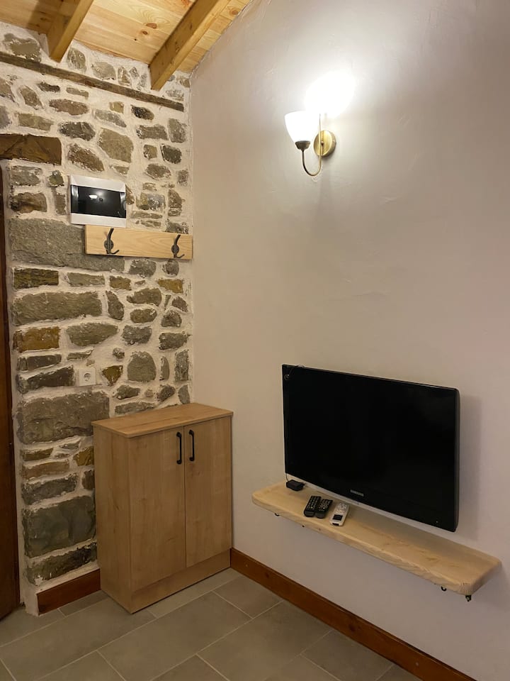 Apartment With A Garden At The Centre Of Gökçeada - Çanakkale