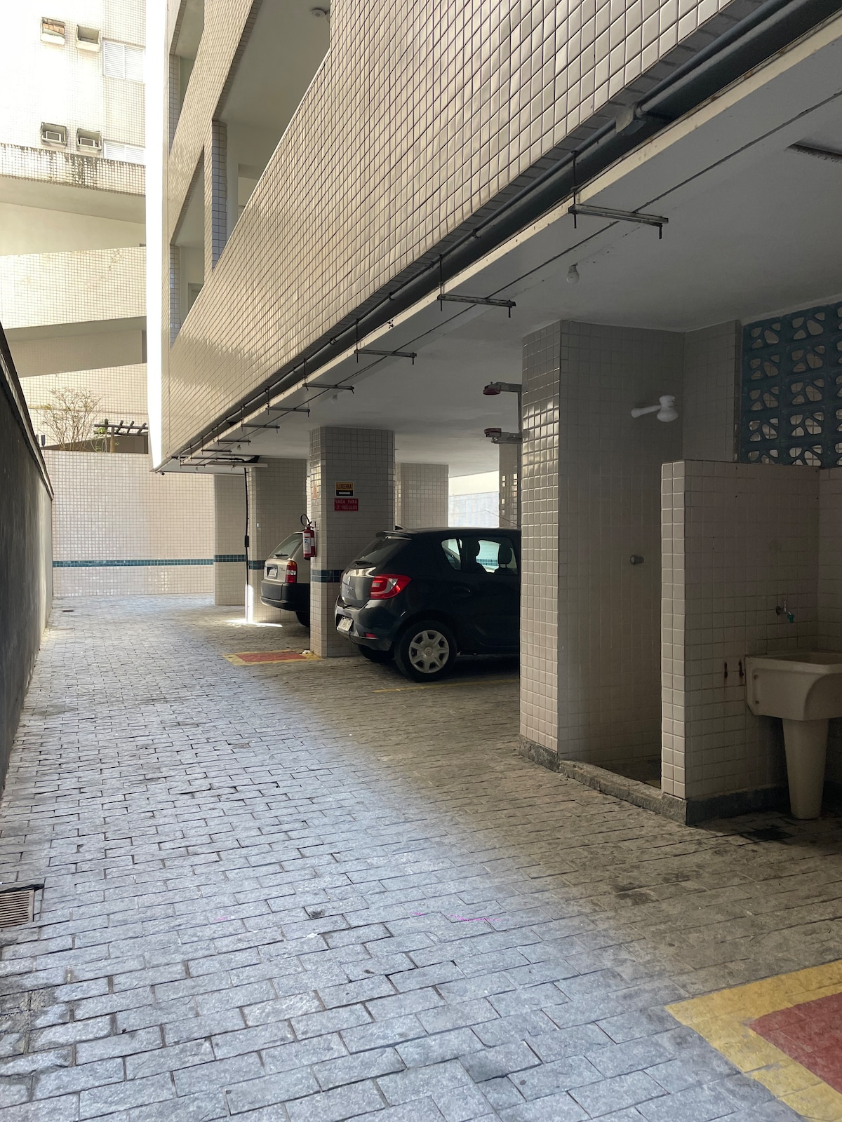 Oportunidade: Apto frente à praia - 1