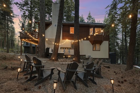 Mountain Retreat, Close to beach, HotTub, Fire pit