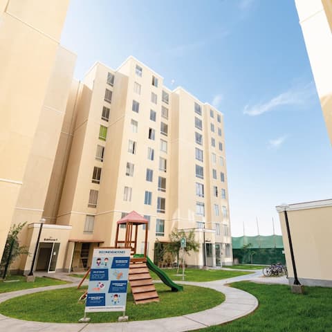 Apartment with A/C, hot water, king-size bed and pool