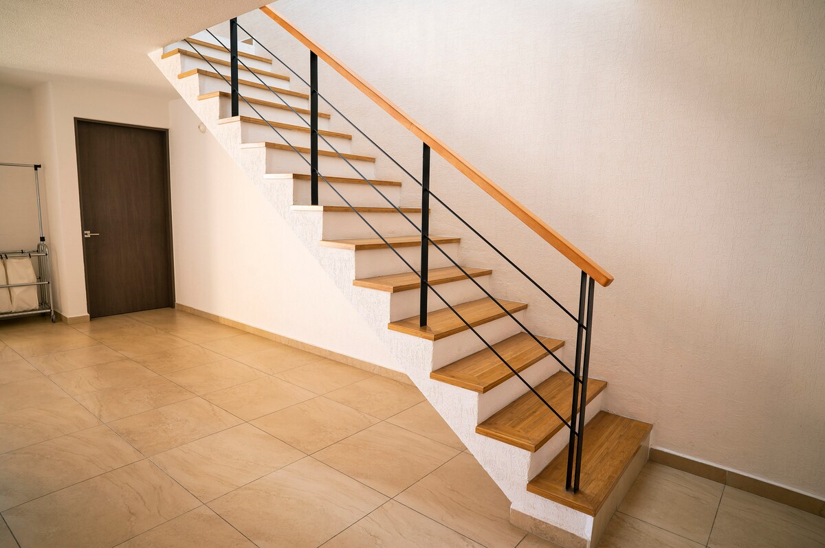 Propiedad de Airbnb exitosa: Sunset Duplex Getaway en Zakia [Fraccionamiento]