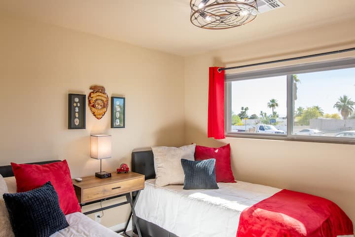 Მეხანძრეების ოთახი - 2 ტყუპი XL