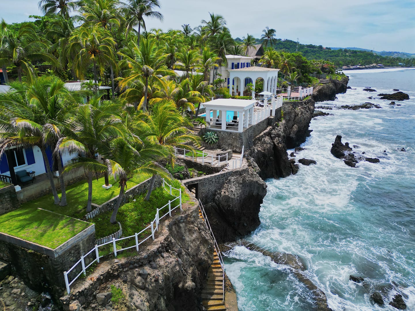 Verdaad Mansion Pacific view