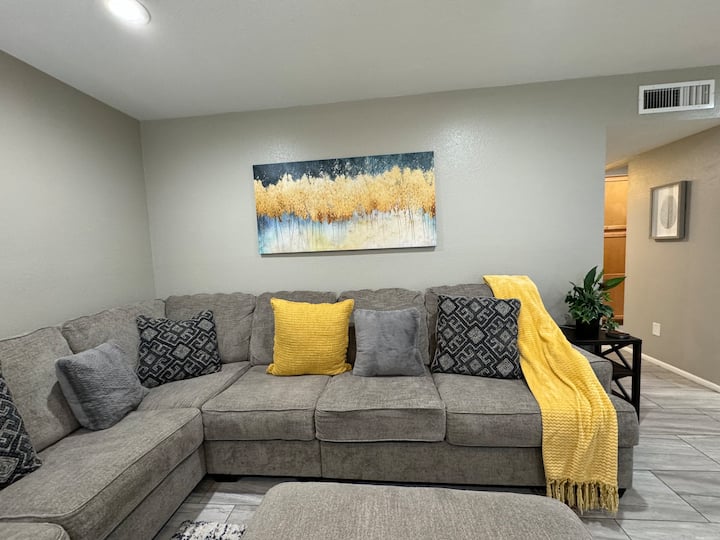 Great Condo Minutes From Stadium - Litchfield Park, AZ