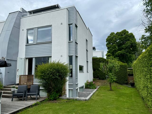 Lekkert townhouse på Ullern gallery image 2