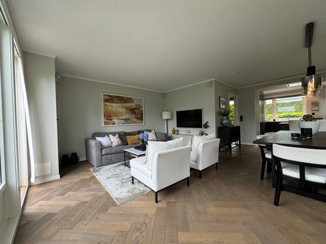 Lekkert townhouse på Ullern gallery image 3