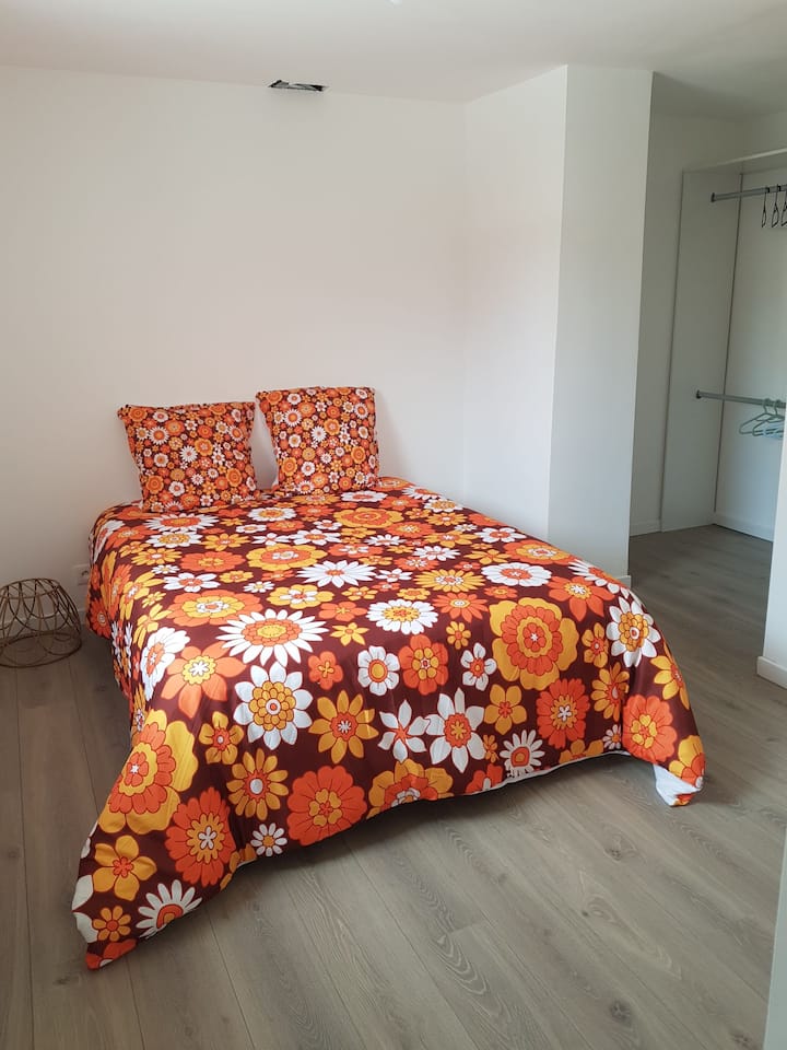 საძინებელი 1