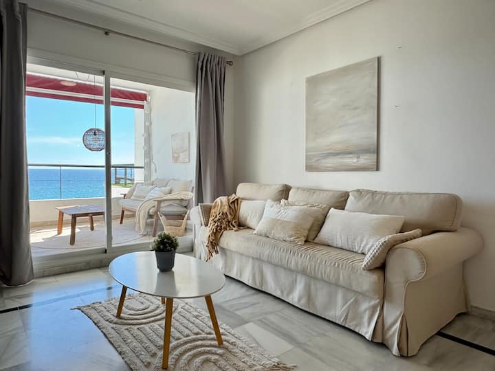 Beachfront Paradise: Terraza & Piscina Perfecta - Benalmádena