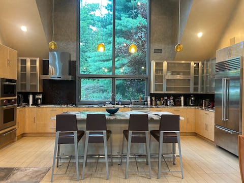 Stafford Estate in Charming Gladwyne