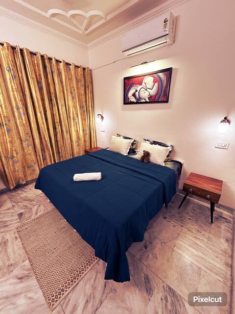 En Suite 1 @ Vohra’s Mansion