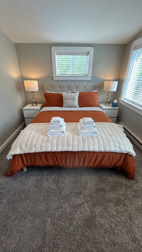 Cozy & Peaceful Independent Master Suite Weymouth