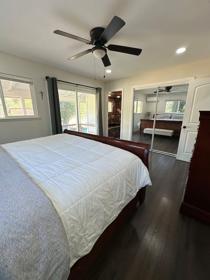 საძინებელი 1