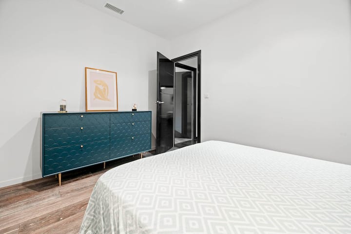Chambre N°3 ( sans fenêtre) 