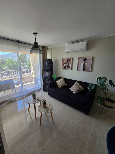 Beautiful apartment c/ Aire acond. and WiFi