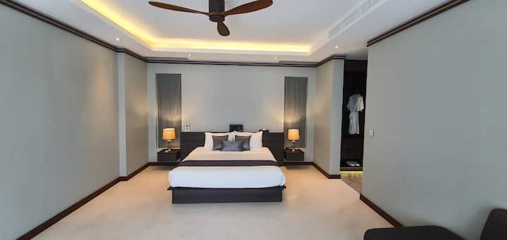 40張圖片中的第21張, 款待服務圖片21