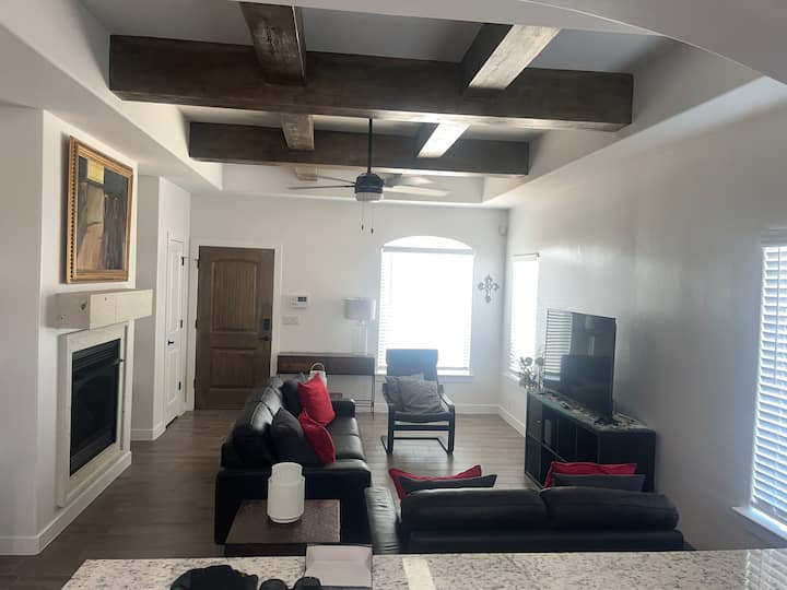 Casa Moreno - Santa Teresa, NM