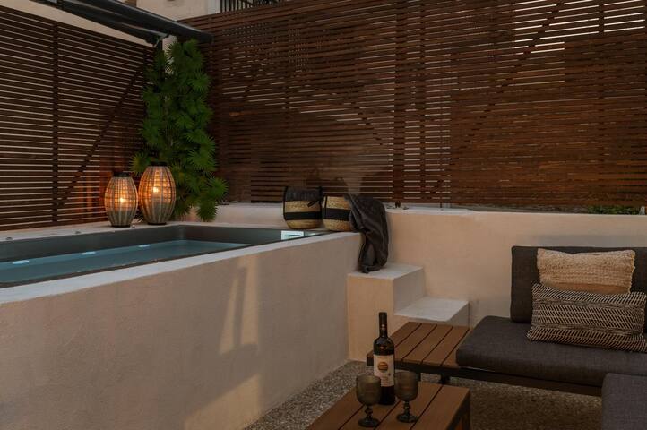 Perth Luxury Living, Athens gallery image 2